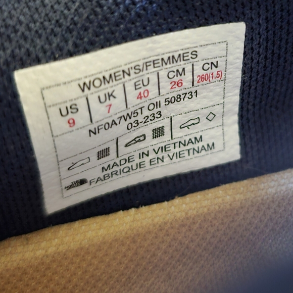 NWOT The North Face Women's Oxeye Hiking Shoes - Picture 9 of 9